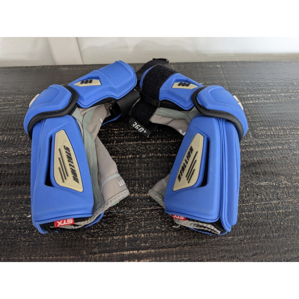 STX Stallion 900 Lacrosse Arm Guards Medium White/Black/Gray Padded Pair